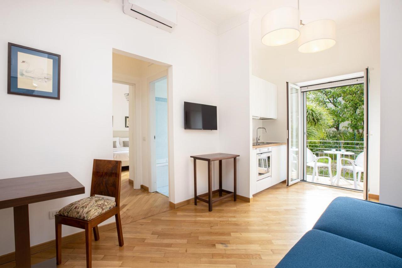 شقة Country Life Relais ماسّا لوبْرينسِ المظهر الخارجي الصورة