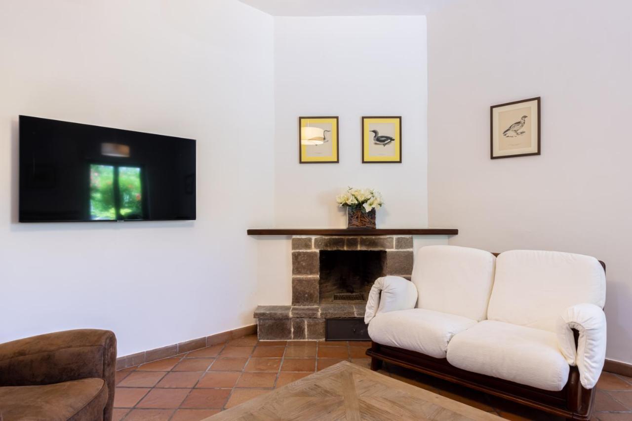 شقة Country Life Relais ماسّا لوبْرينسِ المظهر الخارجي الصورة